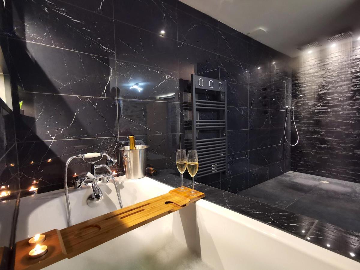 Appartement Luxueux Au Coeur De La Doutre Angers Exteriér fotografie